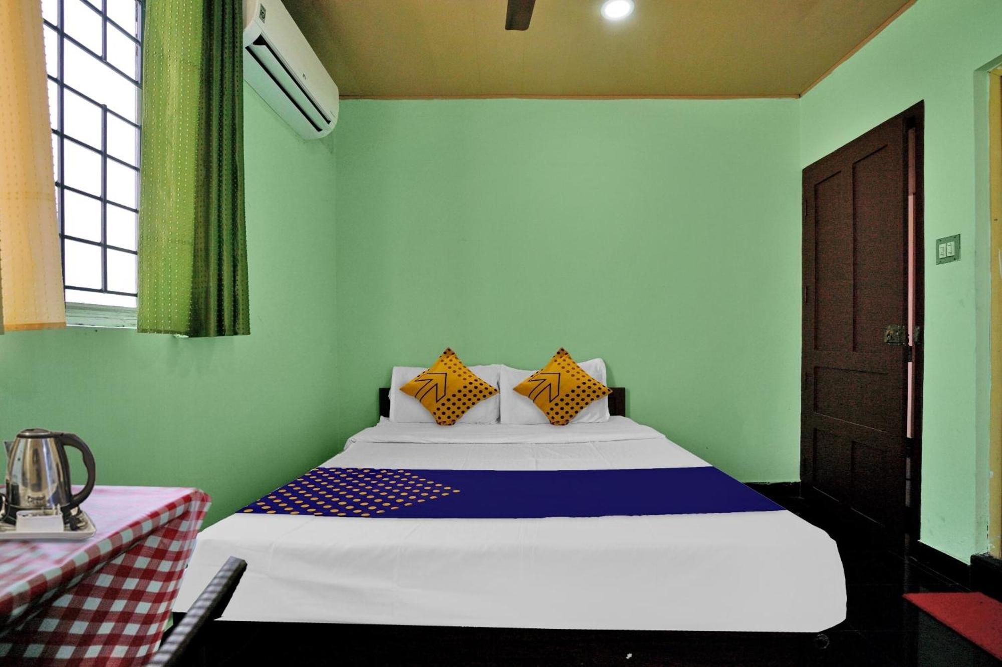 Hotel O Ashok Inn Kazhakuttam Exterior foto